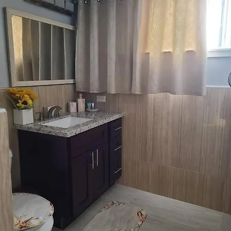 Lovely Condo 2 Bedrooms, 2 Bathrooms, Free 1 Parking At Waikiki Beach Honolulu Esterno foto