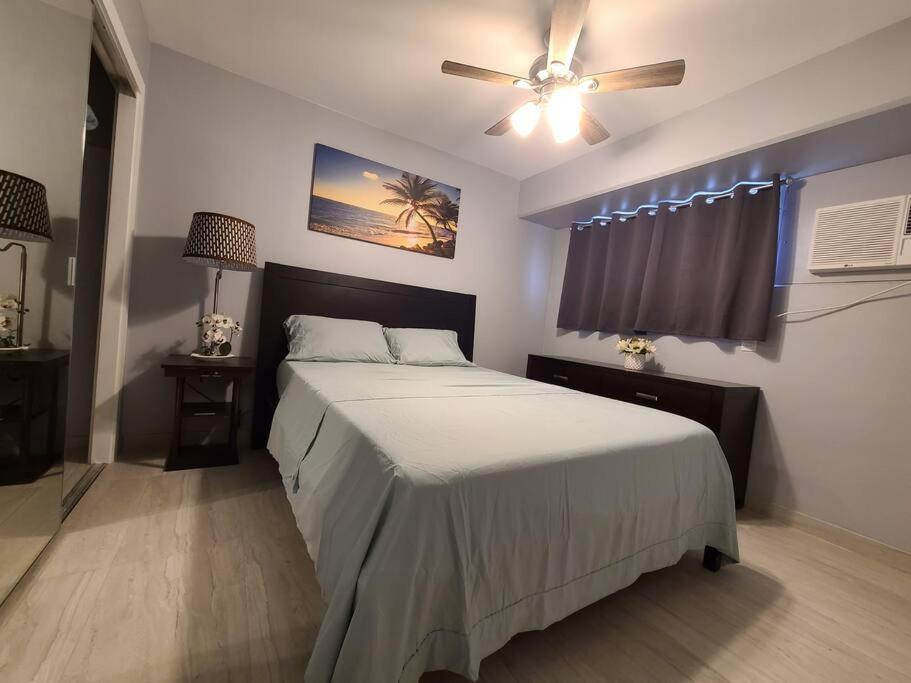 Lovely 2 Bedrooms, 2 Bathrooms, Free 1 Parking At Waikiki Apartment *