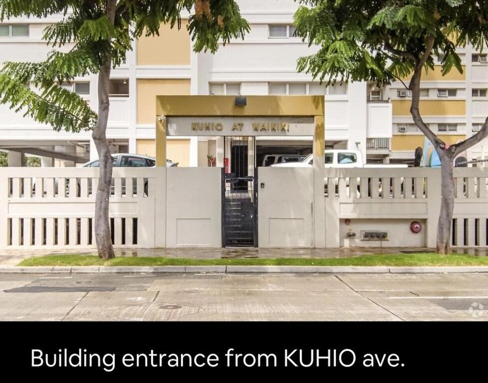 Apartment Lovely 2 Bedrooms, 2 Bathrooms, Free 1 Parking At Waikiki